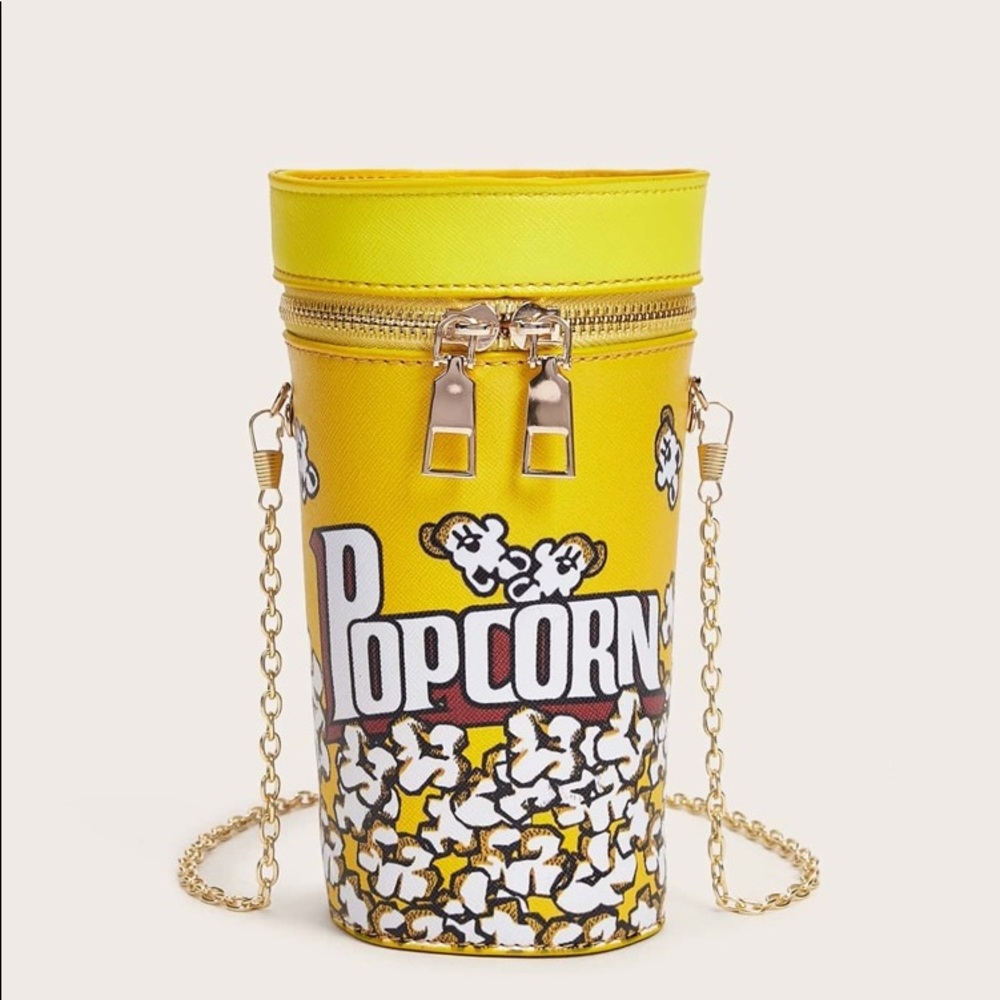 Popcorn shaped handbag